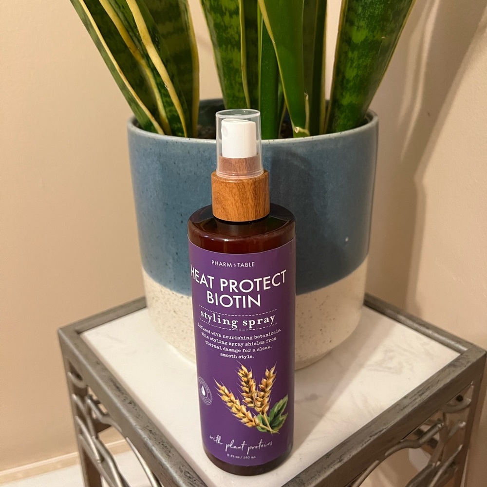 Pharm to Table Heat Protect Biotin Styling Spray w/ Plant Proteins Arginine 8 oz